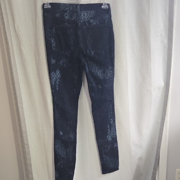 NWT... Free People Skinny Jeans - Picture 6 of 7